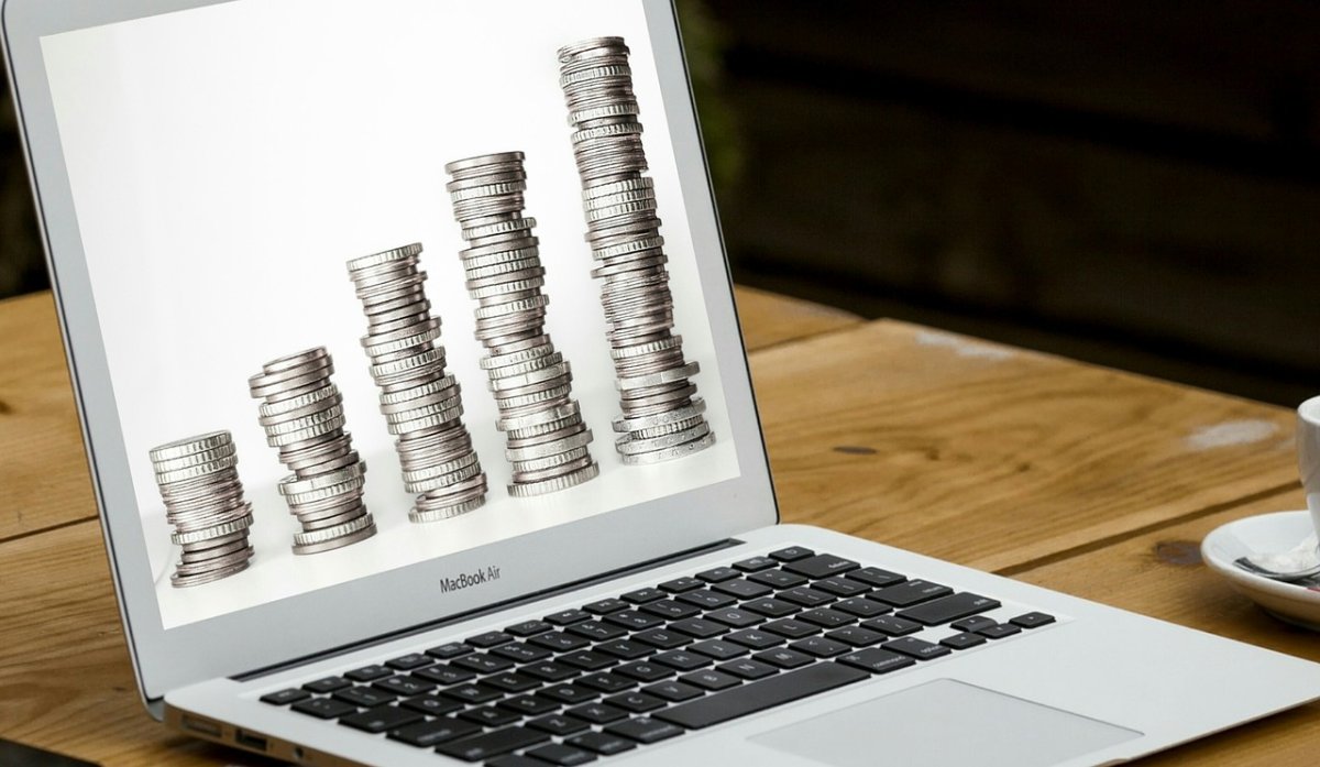 Gdzie twoje pieniądze śpią spokojnie? Najlepsze miejsca na poduszkę finansową