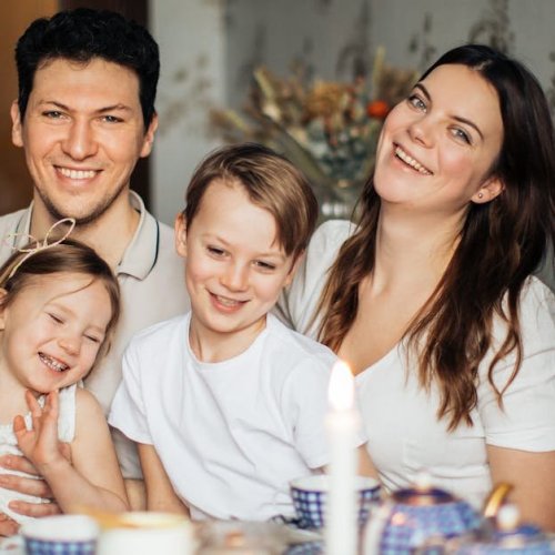 Spokój w domu zaczyna się w portfelu: jak zbudować rodzinny fundusz awaryjny krok po kroku